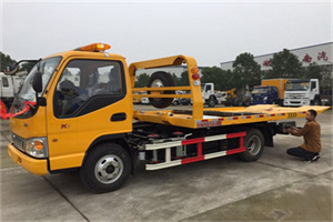 瓯海哪里有拖车服务